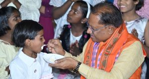 नन्ही मुस्कानों के संग मुख्यमंत्री श्री साय ने मनाया अपना जन्मदिन