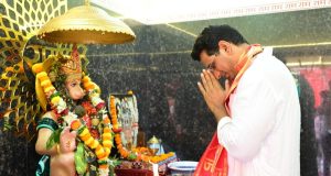 प्रातः 4 बजे विधायक देवेंद्र यादव पहुंचे सेक्टर 9 हनुमान मंदिर भिलाइवासियो की खुशहाली मांगी,भक्तों को महाप्रसादी भी वितरित किए