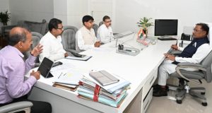 मुख्यमंत्री श्री विष्णुदेव साय ने कर्रेगुट्टा पहाड़ी पर जारी एंटी नक्सल ऑपेरशन का अपडेट लिया: ऑपेरशन की भविष्य की रणनीति के बारे में अधिकारियों से की चर्चा