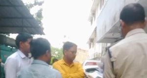 श्रीमती ज्यन्त्री साहू की दुर्भाग्यपूर्ण मृत्यु – जामुल की सामाजिक कार्यकर्ता श्रीमती रश्मी वर्मा के प्रयासों से पीड़ित परिवार को मिला 10 लाख रुपये का मुआवजा