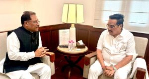 मुख्यमंत्री श्री विष्णुदेव साय ने केंद्रीय जलशक्ति मंत्री श्री सी आर पाटिल से की मुलाकात, बोधघाट परियोजना पर हुई चर्चा