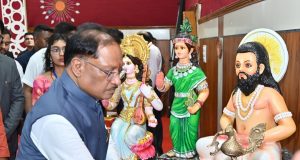 सीपत-नवाडीह चौक का नामकरण शहीद विनोद सिंह कौशिक के नाम पर करने की घोषणा