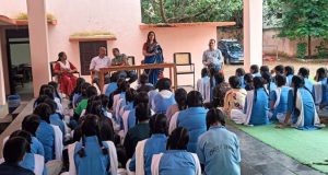 विश्व उद्यमिता दिवस के अवसर पर नवीन सरस्वती कन्या उच्च माध्यमिक विद्यालय में सम्पन्न