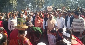 ग्रामीण जनों की समस्याओं को सुनने सांसद श्री चिंतामणि महाराज पहुंचे ओड़गी के लुल्ह ग्राम