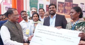 महतारी वंदन योजना से हमारी माताओं और बहनों के चेहरे पर आई मुस्कान हमारे कार्य की सार्थकता – मुख्यमंत्री श्री विष्णुदेव साय