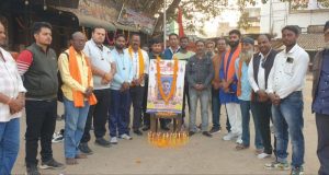 पत्रकार हत्या कांड के विरोध में नगर बंद सफल ।पत्रकारों ने दी दिवंगत पत्रकार को श्रद्धांजलि ।