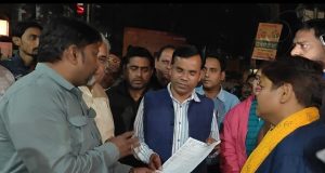 पत्रकार साथी मुकेश चंद्राकर के हत्या के विरोध में छत्तीसगढ़ जर्नलिस्ट वेलफेयर यूनियन ने कैंडल मार्च कर राज्यपाल के नाम सौपा ज्ञापन,, पीड़ित परिवार को 1 करोड़ रुपये मुवावजे समेत पत्रकार सुरक्षा कानून लागू करने की करी गई मांग।