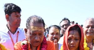 प्रयागराज महाकुंभ 2025: मुख्यमंत्री श्री विष्णु देव साय ने त्रिवेणी संगम में किया पुण्य स्नान, प्रदेशवासियों की सुख-समृद्धि की कामना की