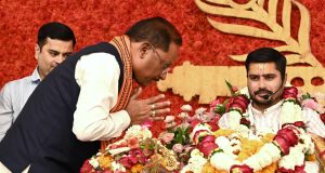 मुख्यमंत्री श्री साय ने श्रीमद्भागवत कथा में किया श्रीकृष्ण-सुदामा प्रसंग का श्रवण, छत्तीसगढ़ की समृद्धि और खुशहाली की कामना की