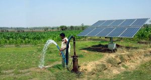 सौर सुजला योजना बनी के किसानों के लिए वरदान