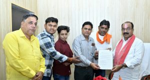 उप मुख्यमंत्री श्री अरुण साव ने खुड़िया जलाशय से जल्द पानी छोड़ने के दिए निर्देश