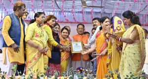 साहू समाज के स्वाभिमान और सांस्कृतिक धरोहर को मिला नया आयाम: 1009वीं जयंती पर माता कर्मा को समर्पित डाक टिकट