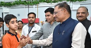 मुख्यमंत्री श्री विष्णु देव साय ने किया मनोविकास केंद्र का अवलोकन