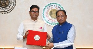 छत्तीसगढ़ बजट 2025: पेट्रोल के रेट में एक रुपए की कमी, कर्मचारियों का डीए बढ़ा—किसानों और उद्योगों को भी होगा फायदा