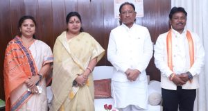 मुख्यमंत्री श्री विष्णुदेव साय से राज्य के सांसदों ने की सौजन्य भेंट