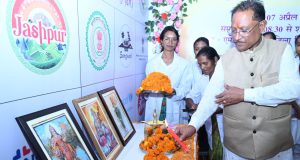 मुख्यमंत्री श्री विष्णु देव साय ने सिकलसेल और थैलेसीमिया जागरूकता एवं एचएलए मैचिंग शिविर का किया शुभारंभ