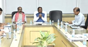 मुख्यमंत्री ने नगरीय प्रशासन विभाग के कार्यों की समीक्षा की