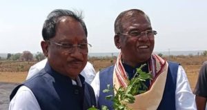 मुख्यमंत्री श्री विष्णुदेव साय का मंडला हेलीपैड में किया गया भव्य स्वागत