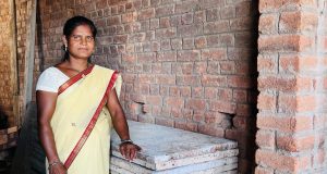 शासन की योजनाओं से सशक्त बनी जशपुर की उद्यमी महिला लालमती