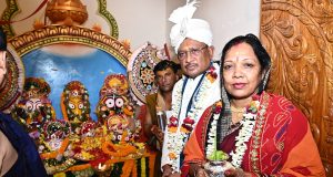 परंपरागत श्रद्धा-भक्ति और उल्लास के वातावरण में निकाली गई भव्य रथयात्रा