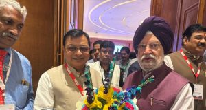 उद्योग मंत्री श्री देवांगन ने नागपुर-झारसुगुड़ा नेचुरल गैस पाइपलाइन के काम को तेजी से पूर्ण कराने का किया आग्रह