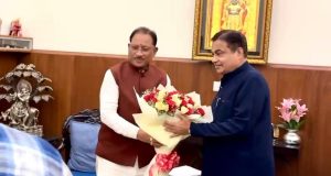 केंद्रीय मंत्री नितिन गडकरी से मिले मुख्यमंत्री विष्णुदेव साय