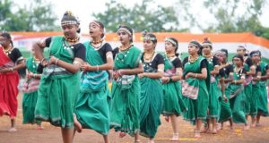 स्वतंत्रता दिवस समारोह: शालेय विद्यार्थियों की सांस्कृतिक प्रस्तुतियों ने बांधा समां