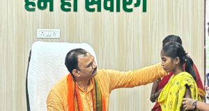 पापा, मैं ठीक हो जाऊंगी ना?” – दिल की बीमारी से जूझ रही मासूम शांभवी गुरला का सवाल