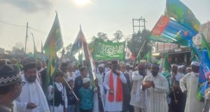 जश्ने ईद मिलादुन नबी के अवसर पर अंजुमन कमेटी बिश्रामपुर के द्वारा विशाल जुलूस का आगाज