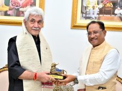 मुख्यमंत्री से जम्मू-कश्मीर के उपराज्यपाल श्री मनोज सिन्हा ने की सौजन्य मुलाकात