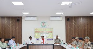 उपमुख्यमंत्री श्री विजय शर्मा ने बीजापुर में नक्सल उन्मूलन एवं अंदरूनी क्षेत्रों में विकास कार्यों की ली समीक्षा