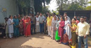 बीएसपी 100 यूनिट क्वार्टर विधुत समस्या के समर्थन में उतरे अहिवारा नगर पालिका के पूर्व अध्यक्ष नटवर ताम्रकार