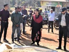 धान खरीदी केंद्रों का कलेक्टर ने किया आकस्मिक निरीक्षण