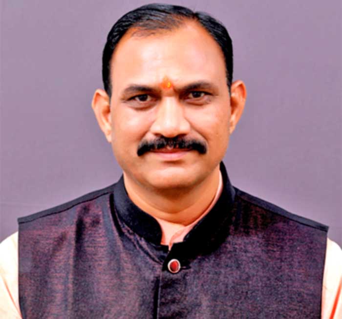 स्वास्थ्य मंत्री श्री श्याम बिहारी जायसवाल की बड़ी घोषणा: स्वास्थ्य कर्मियों का अटैचमेंट होगा खत्म स्वास्थ्य मंत्री श्री श्याम बिहारी जायसवाल की बड़ी घोषणा: स्वास्थ्य कर्मियों का अटैचमेंट होगा खत्म