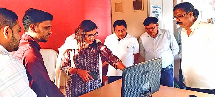 कलेक्टर ने निगमायुक्त के साथ 42 एमएलडी फिल्टर प्लांट का किया निरीक्षण, पानी में पाए जाने वाले तत्व की जांच, फिल्टरेशन प्रक्रिया को भी देखा