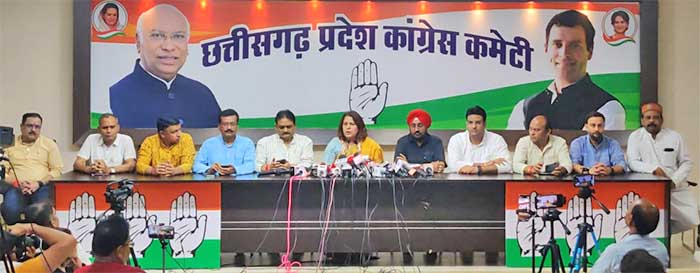 देश की दशा और दिशा बदलने कांग्रेस पांच गारंटी लाई है : सुप्रिया श्रीनेत