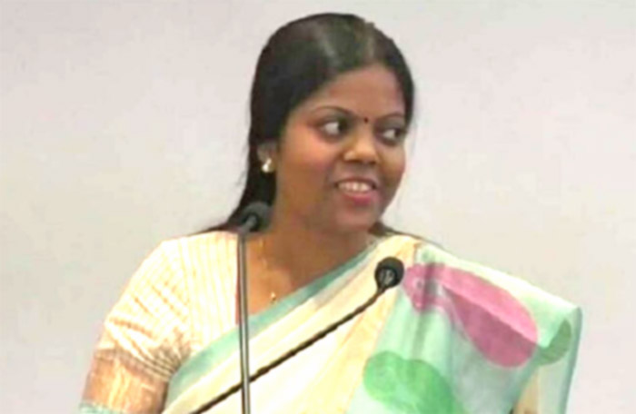 काजीरंगा सीट से कांग्रेस उम्मीदवार रोजलिन तिर्की ने दावा किया की भाजपा को विज्ञापन में महारत हासिल काजीरंगा सीट से कांग्रेस उम्मीदवार रोजलिन तिर्की ने दावा किया की भाजपा को विज्ञापन में महारत हासिल