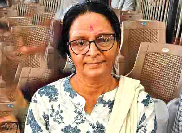 छत्तीसगढ़ की पहली जेसीबी वूमेन को एक्सपो के लिए जापान से बुलावा, मुख्यमंत्री ने कहा जापान जाने सामान पैक कर लीजिए, हम आपको भेजेंगे टोक्यो छत्तीसगढ़ की पहली जेसीबी वूमेन को एक्सपो के लिए जापान से बुलावा, मुख्यमंत्री ने कहा जापान जाने सामान पैक कर लीजिए, हम आपको भेजेंगे टोक्यो