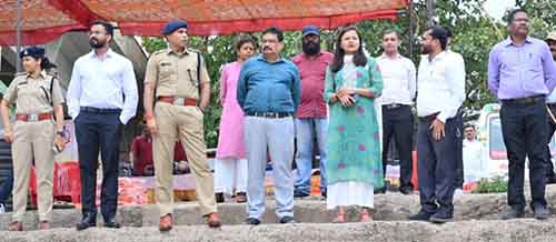 बाढ़ आपदा से बचाव हेतु एसडीआरएफ़ ने किया शिवनाथ नदी में मॉकड्रिल बाढ़ आपदा से बचाव हेतु एसडीआरएफ़ ने किया शिवनाथ नदी में मॉकड्रिल