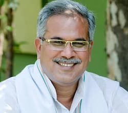 पूर्व मुख्यमंत्री भूपेश बघेल ने भाजपा पर आरोप लगाए, कहा— दिवंगत नेताओं से सवाल करना मूर्खता है पूर्व मुख्यमंत्री भूपेश बघेल ने भाजपा पर आरोप लगाए, कहा— दिवंगत नेताओं से सवाल करना मूर्खता है