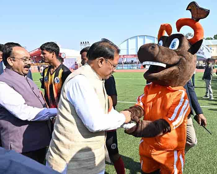 लोगों के दिलों तक पहुँचे मुख्यमंत्री साय—नेतृत्व नहीं, परिवार होने का भरोसा!