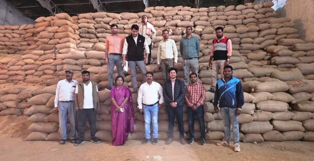 सरायपाली में राइस मिल पर प्रशासन की सख्त कार्रवाई सरायपाली में राइस मिल पर प्रशासन की सख्त कार्रवाई