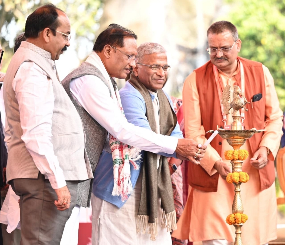 गणतंत्र के अमृतकाल में साहित्य उत्सव का आयोजन हमारी समृद्ध सांस्कृतिक चेतना का प्रतीक: मुख्यमंत्री श्री विष्णु देव साय