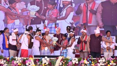 माँ दंतेश्वरी की धरती पर संस्कृति का उत्सव: बस्तर पंडुम 2026 ने जीता दिल