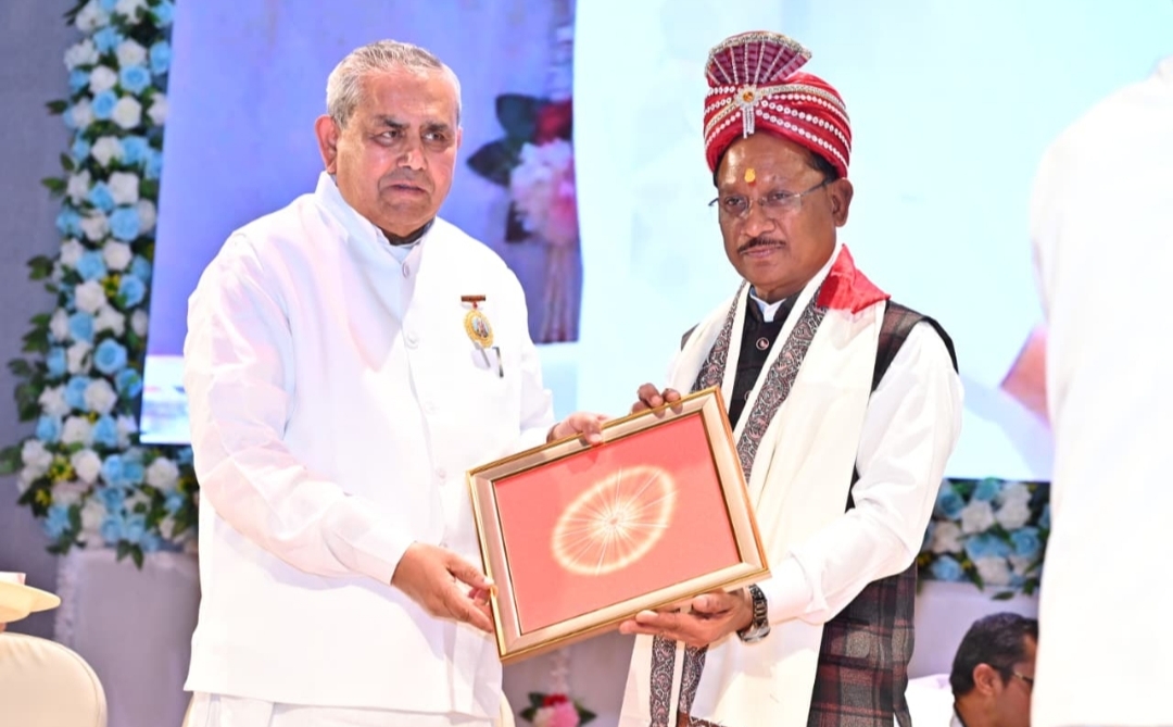 विधानसभा के सदस्यों के लिए ब्रह्मा भोजन का आयोजन सुंदर और प्रेरणादायी परंपरा : मुख्यमंत्री श्री साय विधानसभा के सदस्यों के लिए ब्रह्मा भोजन का आयोजन सुंदर और प्रेरणादायी परंपरा : मुख्यमंत्री श्री साय