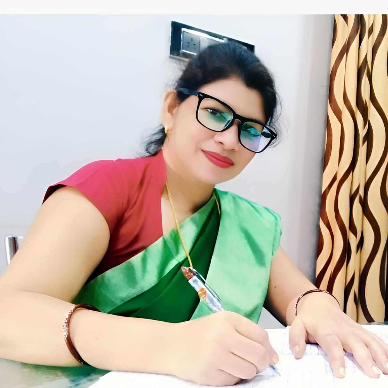 महिला दिवस पर अन्तर्राष्ट्रीय महिला पुरुस्कार से सम्मानित डॉ .क्रांति खूंटे ने देशवासियों को शुभकामनाएं दी।