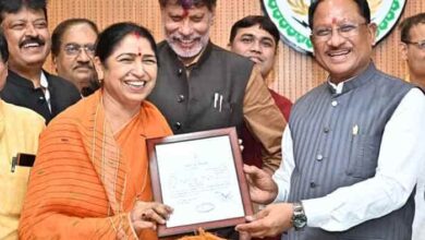 मुख्यमंत्री श्री विष्णु देव साय से नवनिर्वाचित राज्यसभा सदस्य श्रीमती लक्ष्मी वर्मा ने की सौजन्य मुलाकात