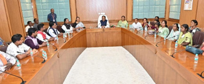 माननीय मुख्यमंत्री श्री विष्णु देव साय की अध्यक्षता में आज यहां विधानसभा स्थित उनके प्रतिकक्ष में आयोजित कैबिनेट बैठक में कई महत्वपूर्ण निर्णय लिए गए –