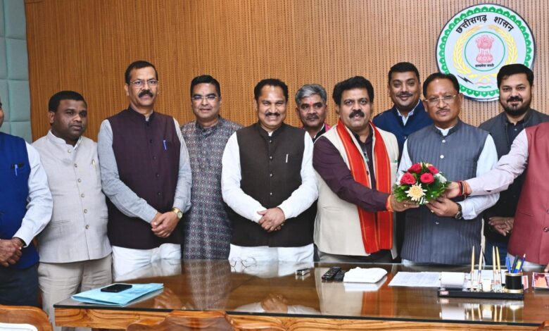 सभी के सहयोग से सफलतापूर्वक सम्पन्न हुआ विधानसभा बजट सत्र:मुख्यमंत्री ने सभी सदस्यों और अधिकारियों को दिया धन्यवाद सभी के सहयोग से सफलतापूर्वक सम्पन्न हुआ विधानसभा बजट सत्र:मुख्यमंत्री ने सभी सदस्यों और अधिकारियों को दिया धन्यवाद