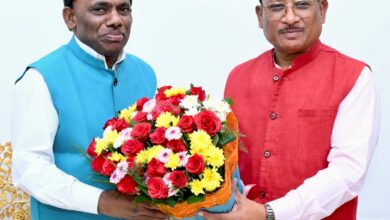 मुख्यमंत्री श्री विष्णु देव साय से गोवा के खेल एवं जनजातीय कल्याण मंत्री श्री रमेश तावड़कर की सौजन्य भेंट: जनजातीय कल्याण और खेल विकास को लेकर हुई सार्थक चर्चा मुख्यमंत्री श्री विष्णु देव साय से गोवा के खेल एवं जनजातीय कल्याण मंत्री श्री रमेश तावड़कर की सौजन्य भेंट: जनजातीय कल्याण और खेल विकास को लेकर हुई सार्थक चर्चा